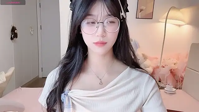 Luminous4173 online show from July 19, 1:26 pm