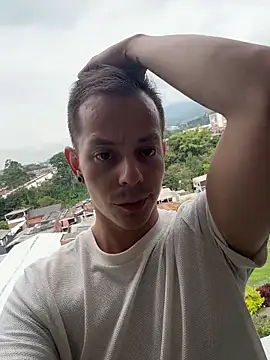 AxelMuller online show from March 25, 2:45 pm