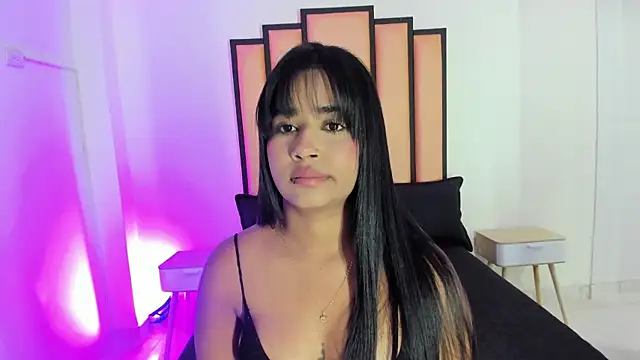 Snapshot of Shirleytaylor- chatting on May 20, 12:11 pm Shirleytaylor- online show from May 20, 12:11 pm