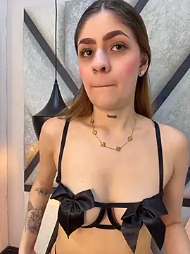 AriaWillssX online show from February 2, 8:51 pm