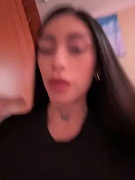 Bonny Eva online show from April 19, 6:10 pm