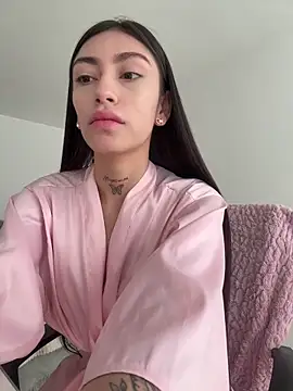 Bonny Eva online show from June 5, 5:51 pm