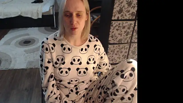 Your guilty pleasure1 online show from March 9, 5:17 pm