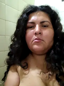 Snapshot of Ava89 chatting on February 5, 7:57 am Ava89 online show from February 5, 7:57 am