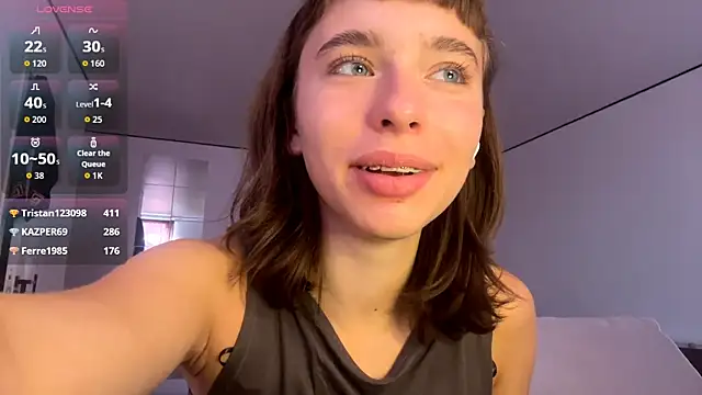 DeltaNorwoode online show from March 7, 6:21 am