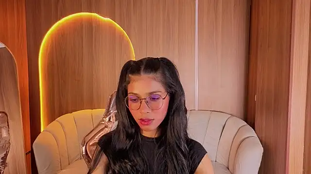 Alina b  online show from March 23, 8:13 pm