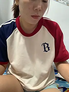 Baby-lovely69 online show from April 22, 11:17 pm