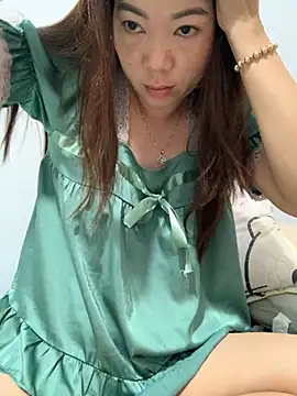 Baby-lovely69 online show from April 23, 10:12 pm