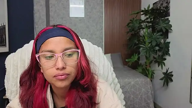 saphire  online show from April 28, 1:38 pm