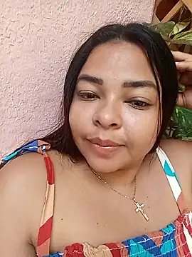 solene09 online show from March 13, 2:56 pm