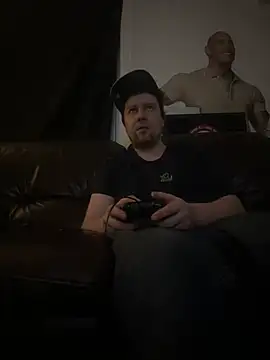 Snapshot of GabEthier chatting on March 4, 7:14 am GabEthier online show from March 4, 7:14 am