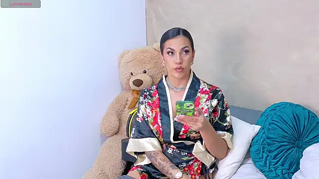 Snapshot of AndiVasquez chatting on February 26, 4:11 am AndiVasquez online show from February 26, 4:11 am