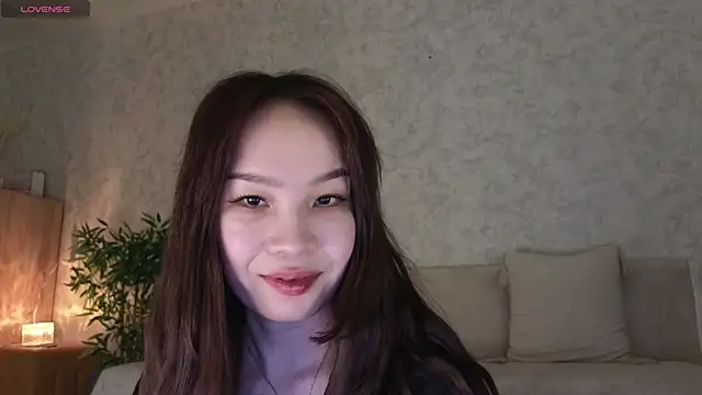 saya li11 online show from April 26, 7:00 pm