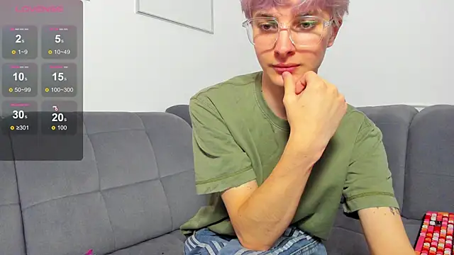 bunnyblush67 online show from April 20, 8:06 am