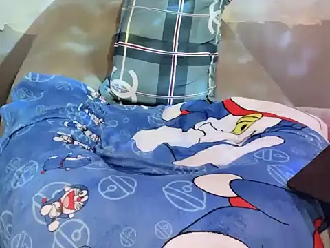 Osmeely online show from March 10, 8:14 pm