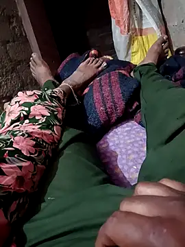 Snapshot of karanrana8824 chatting on March 7, 3:42 pm karanrana8824 online show from March 7, 3:42 pm