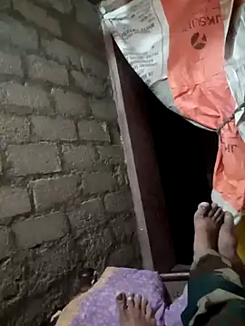 Snapshot of karanrana8824 chatting on March 8, 3:49 pm karanrana8824 online show from March 8, 3:49 pm