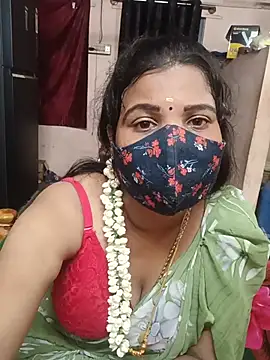 Snapshot of Madhusri_Tamil_Telugu chatting on June 4, 4:24 pm Madhusri Tamil Telugu online show from June 4, 4:24 pm