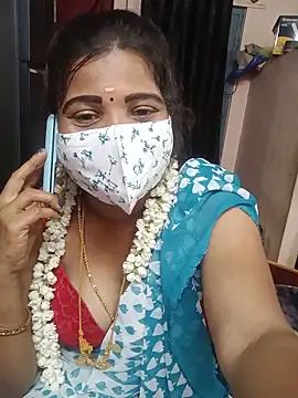 Snapshot of Madhusri_Tamil_Telugu chatting on June 8, 4:18 pm Madhusri Tamil Telugu online show from June 8, 4:18 pm