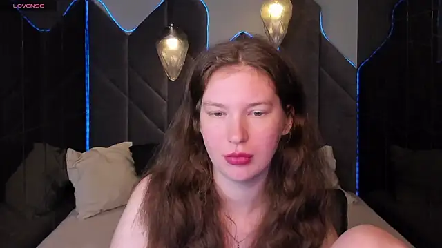 Luna Tide online show from April 29, 11:33 pm