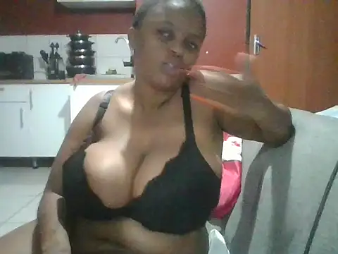 PrettyLisa26 online show from April 16, 3:18 am