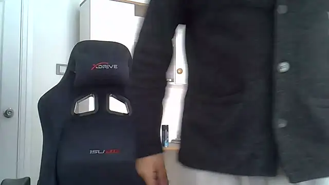 Snapshot of ciceroable chatting on April 25, 1:41 pm ciceroable online show from April 25, 1:41 pm
