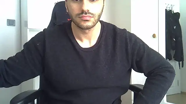 Snapshot of ciceroable chatting on May 1, 1:05 pm ciceroable online show from May 1, 1:05 pm