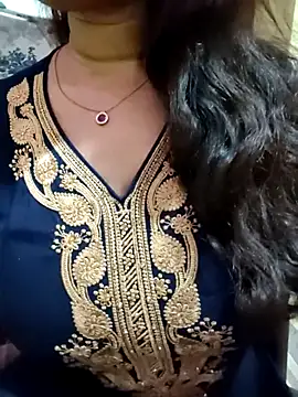 PARI51 online show from February 28, 8:43 pm