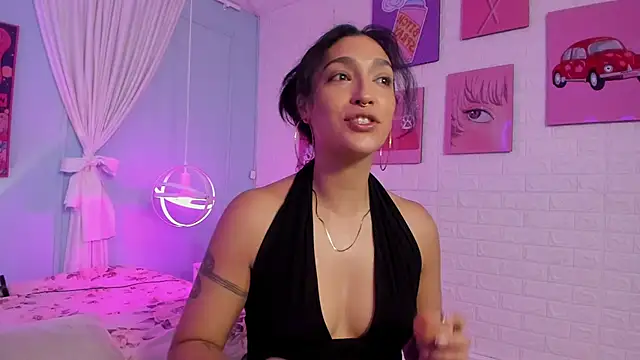 Cleo Foxx online show from March 23, 11:58 am