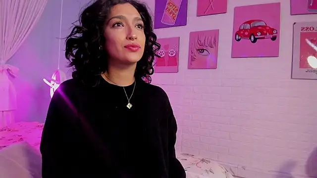 Cleo Foxx online show from April 21, 11:16 am