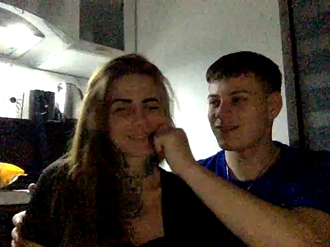 Carlos18loverboyfriend online show from March 27, 11:48 pm