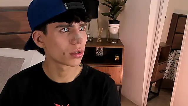 Angel eros  online show from March 5, 4:19 am