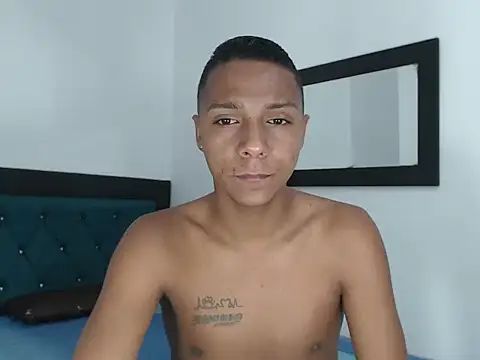 hotboyluxe online show from April 24, 2:03 am