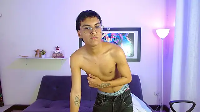 Maecum18 online show from March 10, 9:09 pm