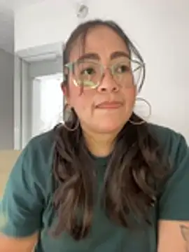 alisbloom online show from February 9, 6:01 pm