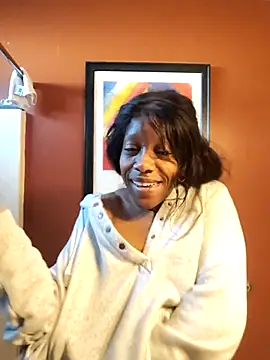 NatalieGainer goodies online show from April 20, 2:53 pm