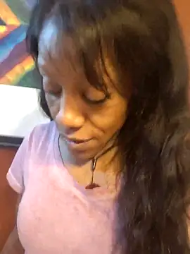 NatalieGainer goodies online show from April 22, 3:02 pm