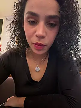 SirenStell0 online show from March 11, 6:25 pm