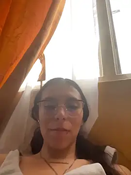 MayteLove online show from February 4, 10:04 pm