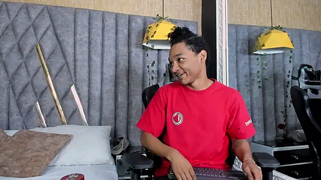 Snapshot of dafne_and_erick_ chatting on July 11, 4:26 am dafne and erick online show from July 11, 4:26 am