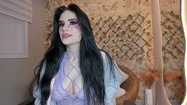 Valeriabigass online show from February 13, 9:11 pm