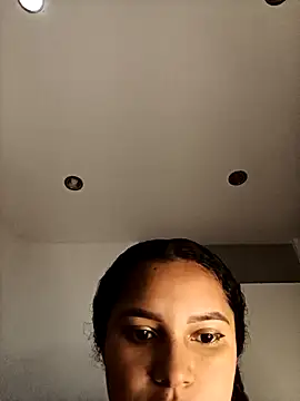 LiaRose- online show from April 8, 9:31 am