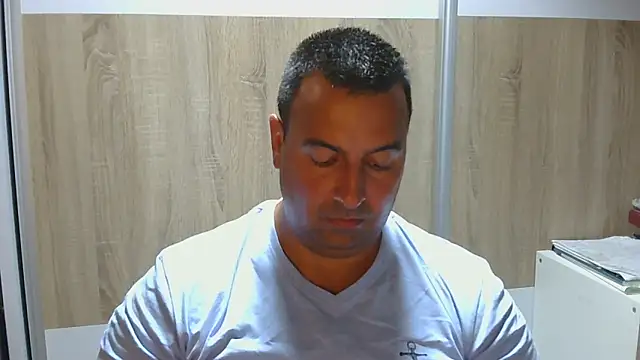 Snapshot of VanillaTime78-Jorge chatting on June 4, 9:10 pm VanillaTime78-Jorge online show from June 4, 9:10 pm