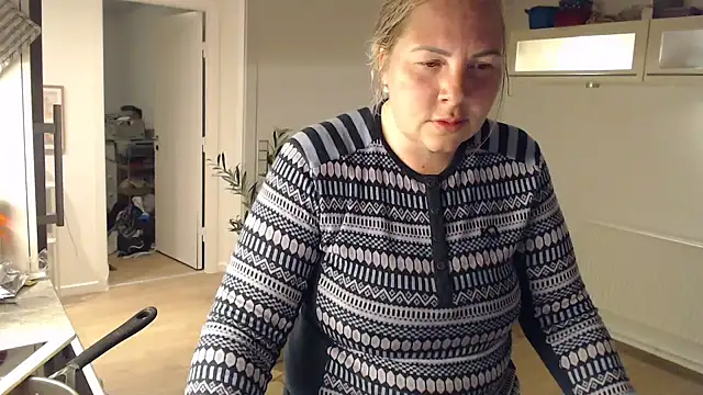 Amanda Norsk online show from May 15, 8:16 pm