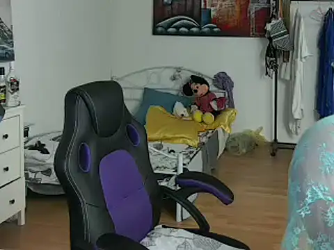 Sylly online show from February 10, 7:47 am