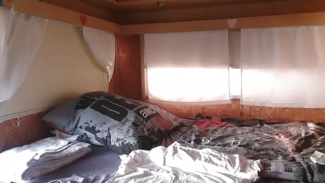 Sylly online show from February 23, 6:55 am