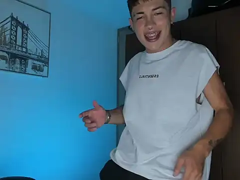 noahsaint online show from March 23, 8:02 pm