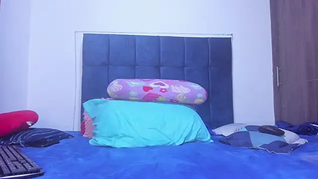 panther 333 online show from March 7, 10:29 pm