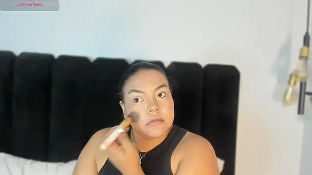 Amaranoir- online show from February 24, 3:48 am