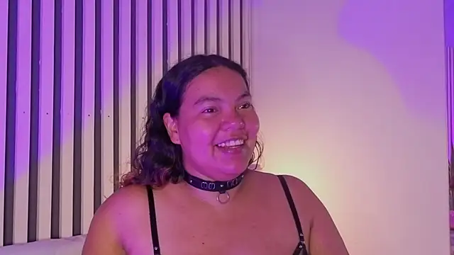 Amaranoir- online show from April 22, 3:53 am